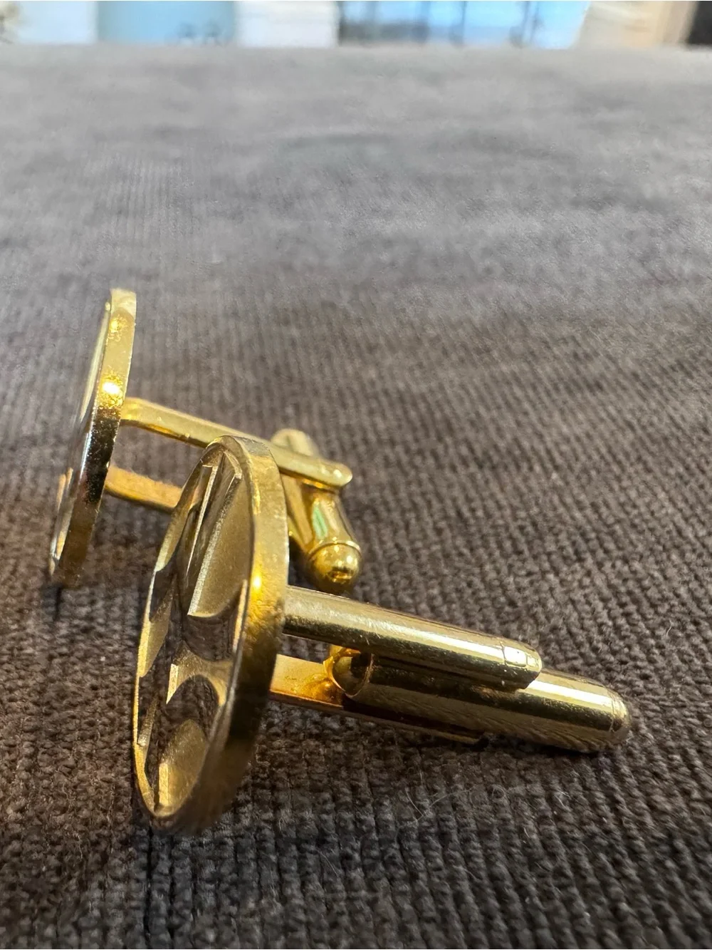 Gold NY Yankees Logo Round Cuff Links